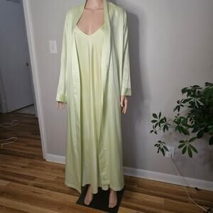 Cabernet Sleepwear 2pc Lime Green Satin Nightgiwn and Robe Size Med